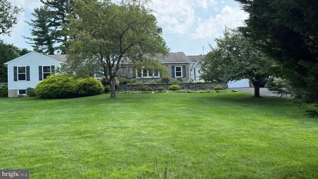 1484 Grasshopper Rd, HUNTINGDON VALLEY