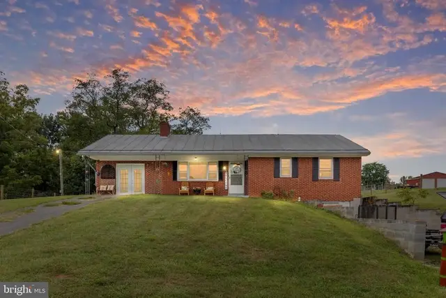 8849 Us Hwy 340n, Rileyville
