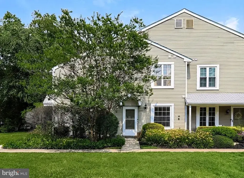 330-a Willow Turn, MOUNT LAUREL