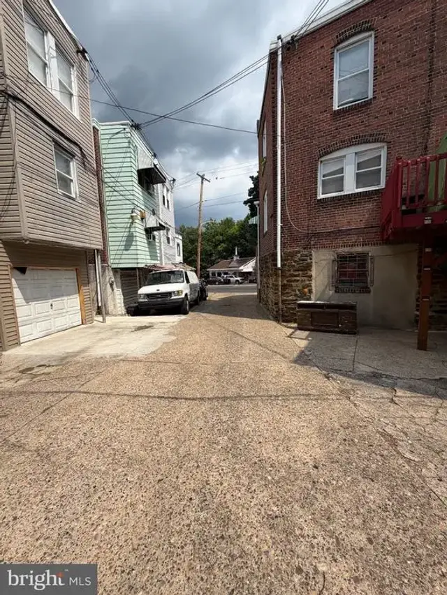 915 Wagner Ave, Philadelphia