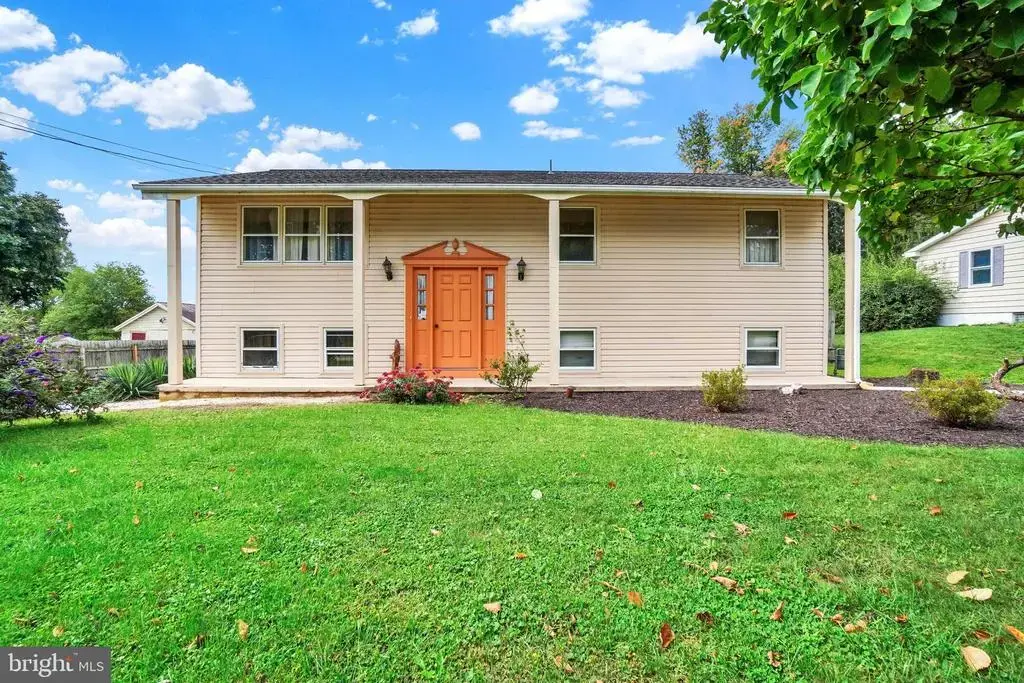 2140 Derry, YORK