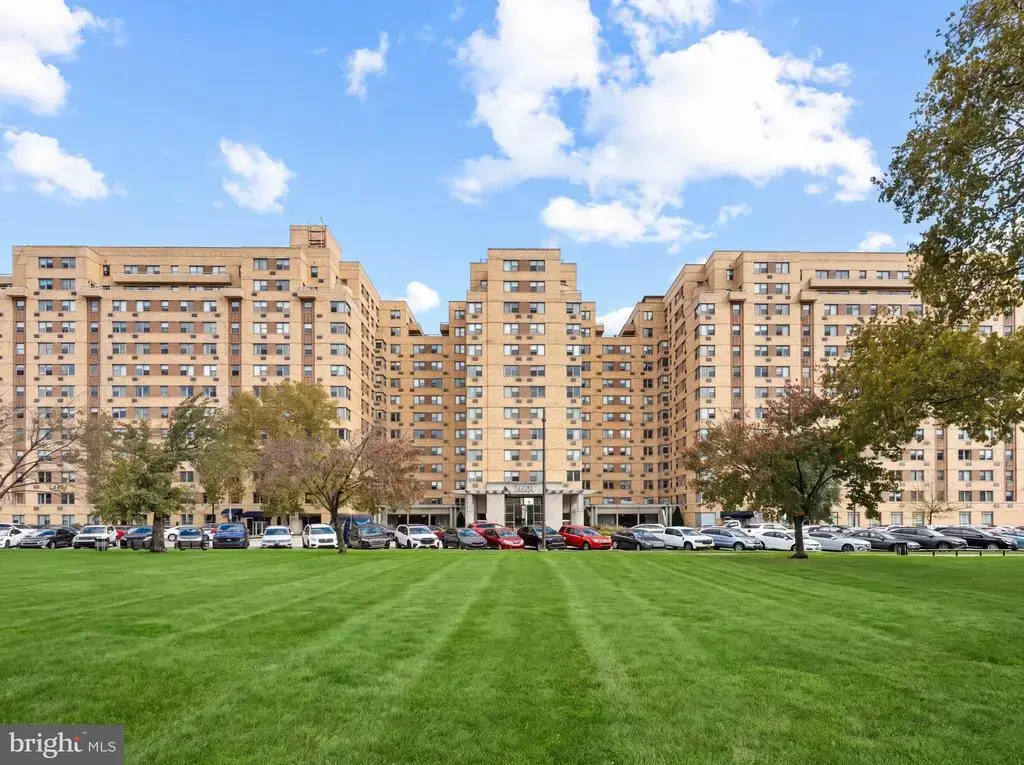2601 Pennsylvania Ave #822, PHILADELPHIA