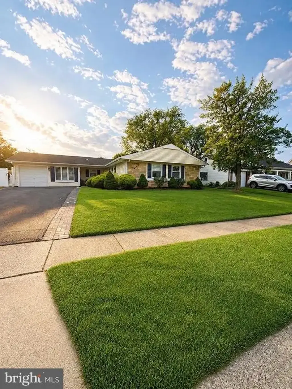 28 Gimble Ln, WILLINGBOROUGH