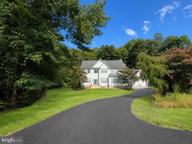 27972 Cathedral Dr, Mechanicsville