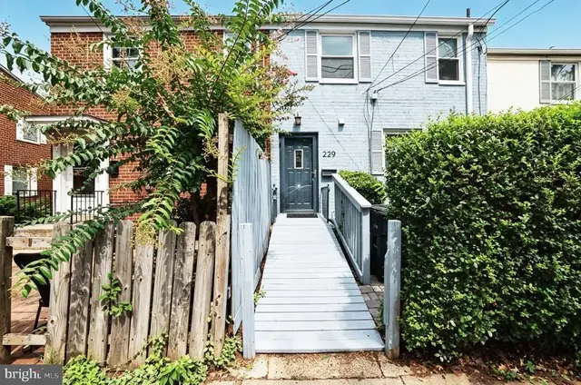 229 Tennessee Ave, Alexandria