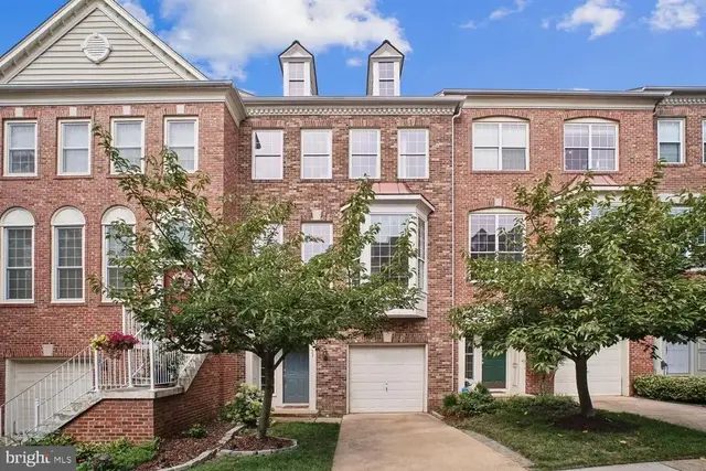33 Arell Ct, Alexandria