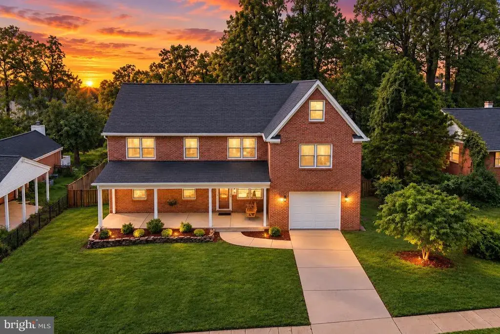 7609 Burnside Ct, FALLS CHURCH