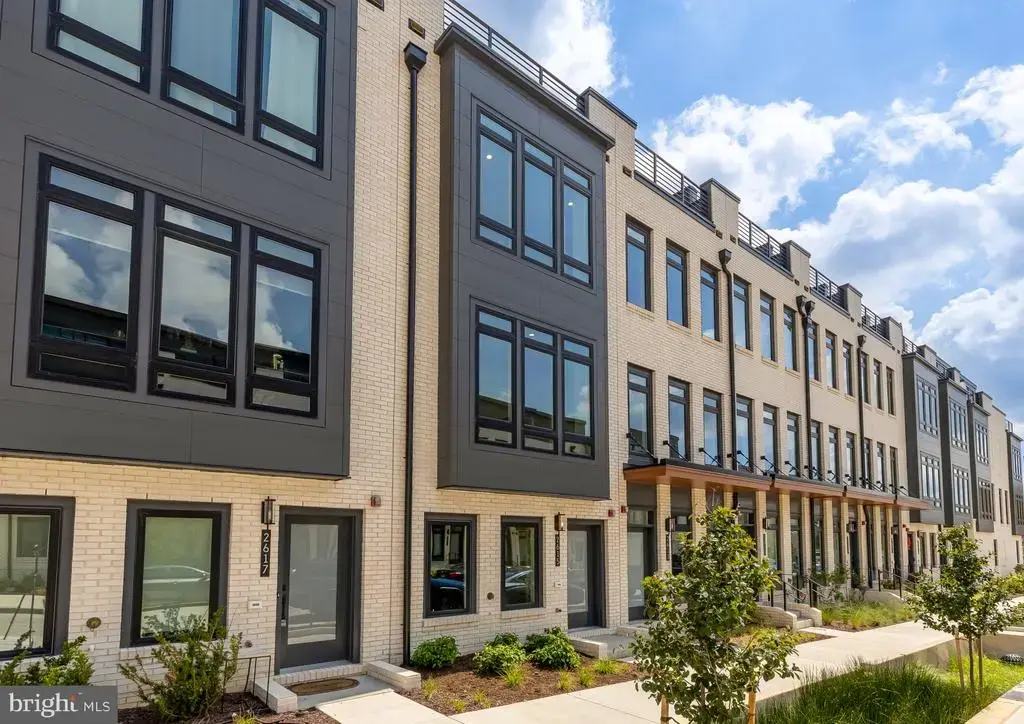 2615 Olmsted Ct Nw, WASHINGTON