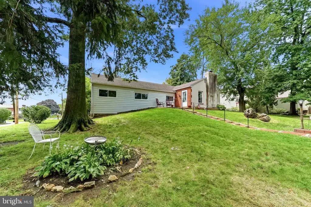 4 N Garfield Ave, GLENOLDEN