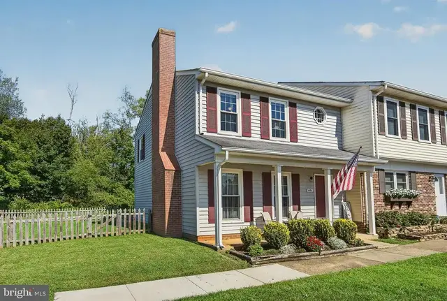 446 Ridge Ct, Warrenton