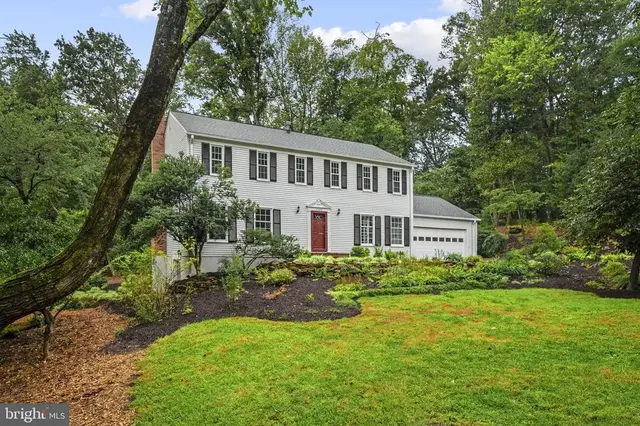11231 Hunting Horn Ln, Reston