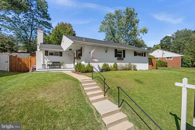 303 Belton Rd, Silver Spring