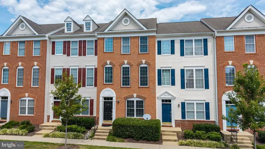 42810 Sykes Ter, CHANTILLY