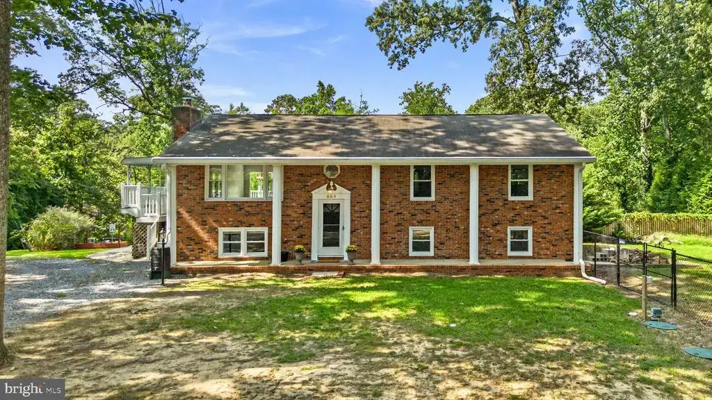 809 Hollywood Blvd, CROWNSVILLE