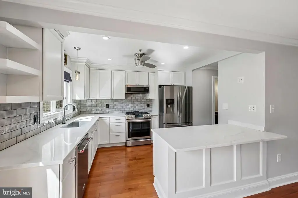 25 Beaver Pond Cir, PARKVILLE