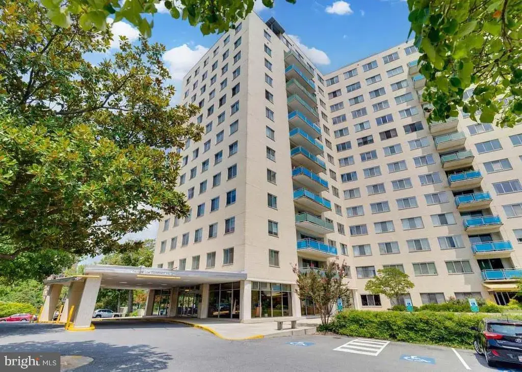 10201 Grosvenor #422, ROCKVILLE