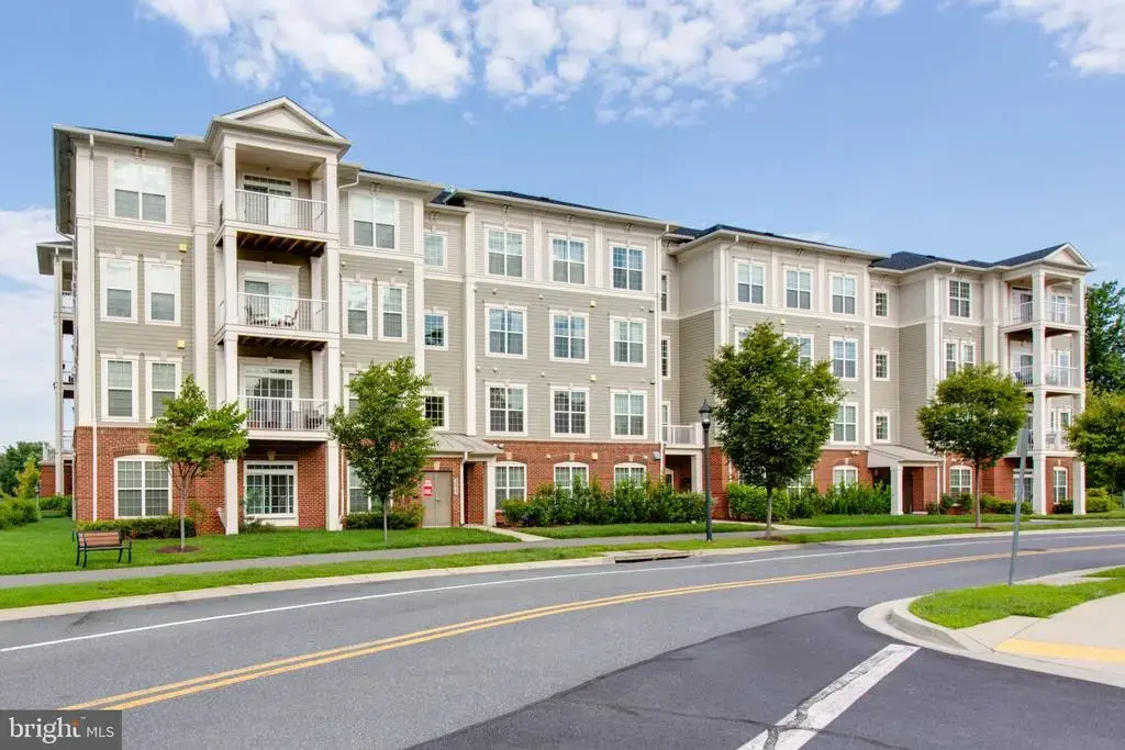 3825 Doc Berlin Dr #17, SILVER SPRING