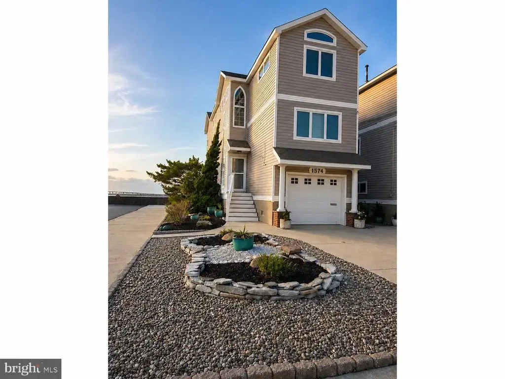 1574 Pleasure Ave, OCEAN CITY