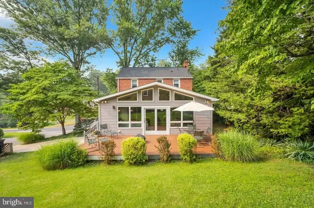 1004 Dennis Ave, Silver Spring