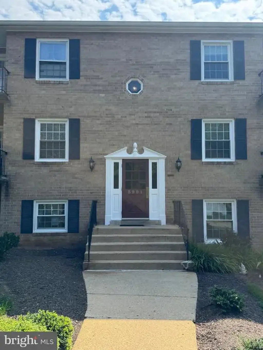 3991 Lyndhurst Dr #204, FAIRFAX
