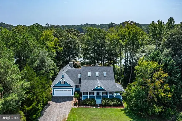 578 Twin Harbor Rd, Reedville
