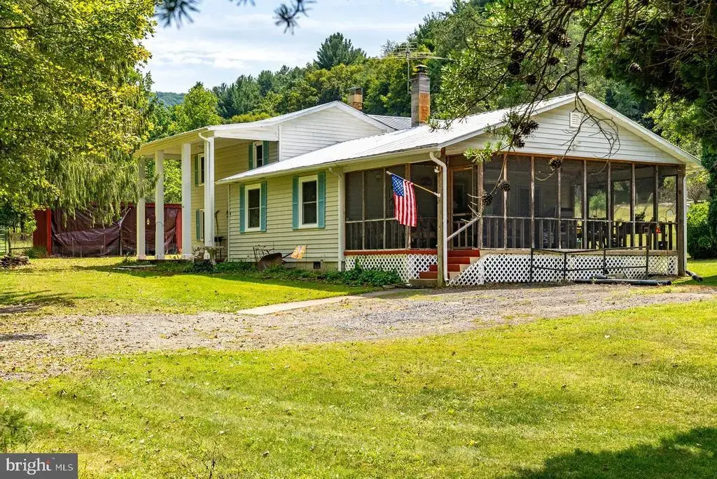 916 Moyers Ln, MATHIAS