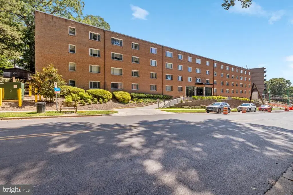 95 E Wayne Ave #305, SILVER SPRING