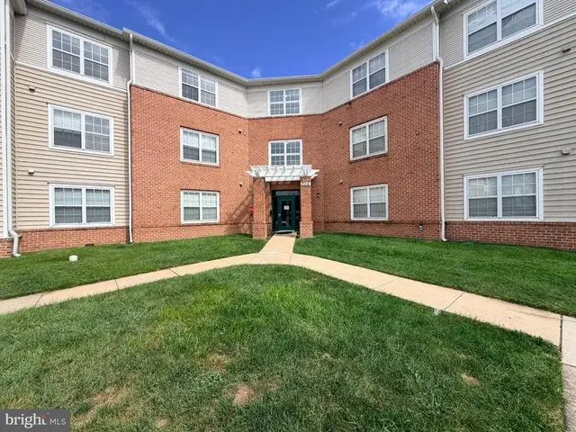 306 Gatehouse Ln #i, Odenton