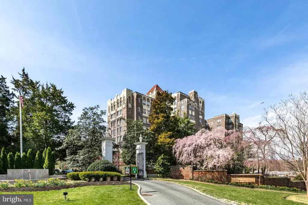 4000 Cathedral Ave Nw #243b, WASHINGTON