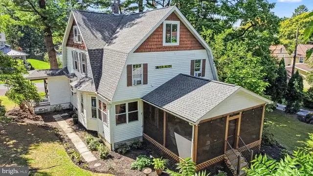 2320 Page St, Camp Hill