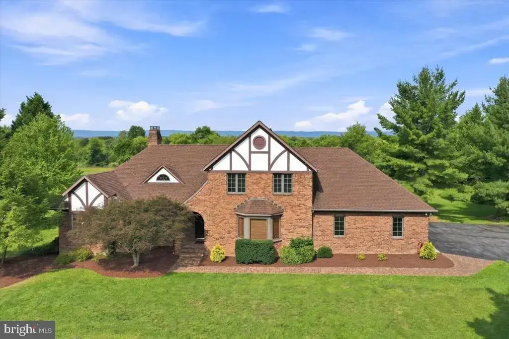 185 Goshen Ln, MARTINSBURG