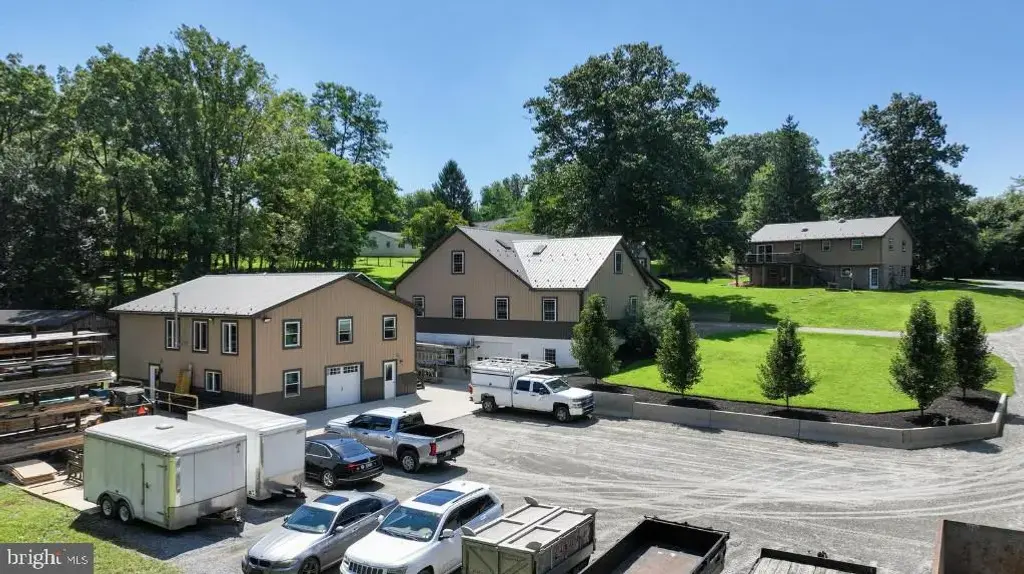 701 Georgetown Rd, RONKS