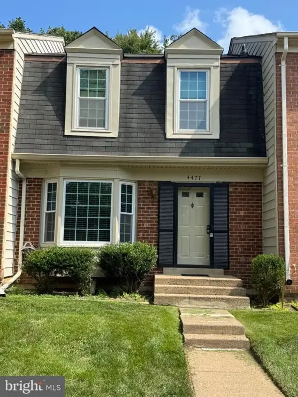 4477 Holly Ave, FAIRFAX