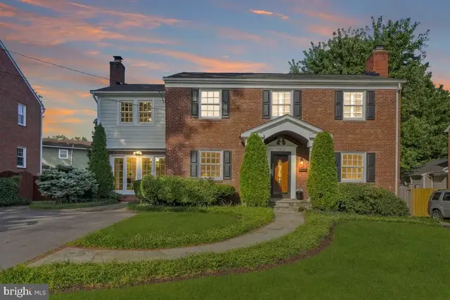 9502 Edgeley Rd, Bethesda
