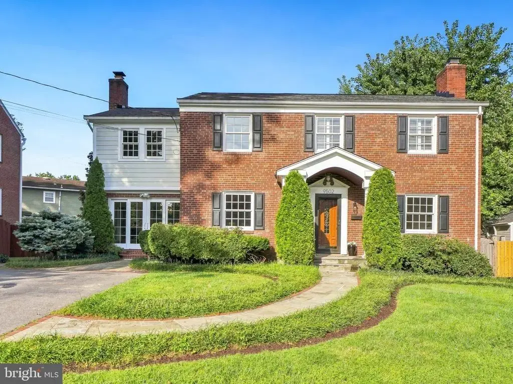 9502 Edgeley Rd, BETHESDA