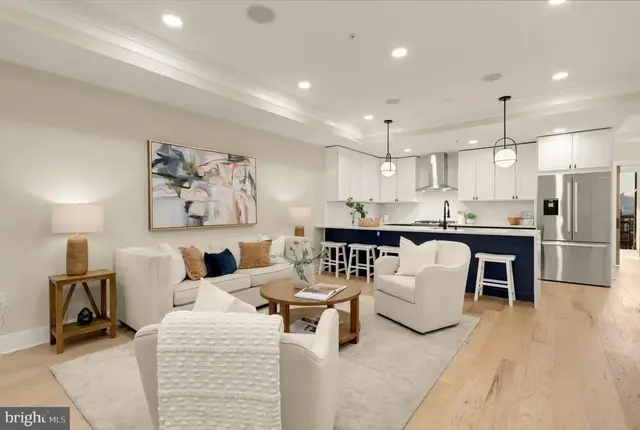 756 Princeton Pl Nw #2, Washington