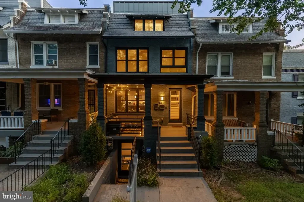 756 Princeton Pl Nw #2, WASHINGTON