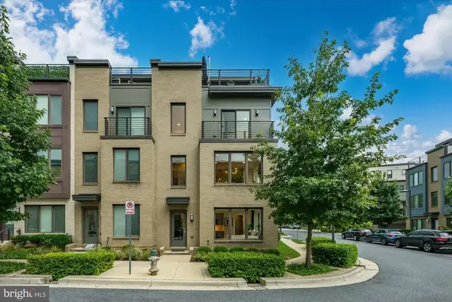 6727 Eames Way, Bethesda