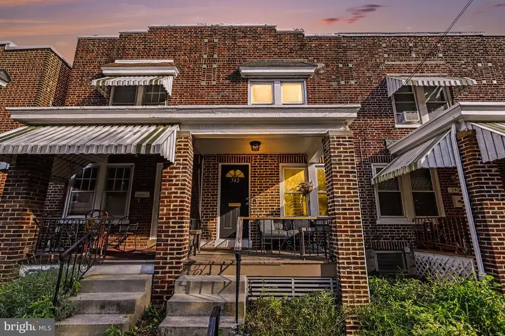 542 Reynolds, LANCASTER