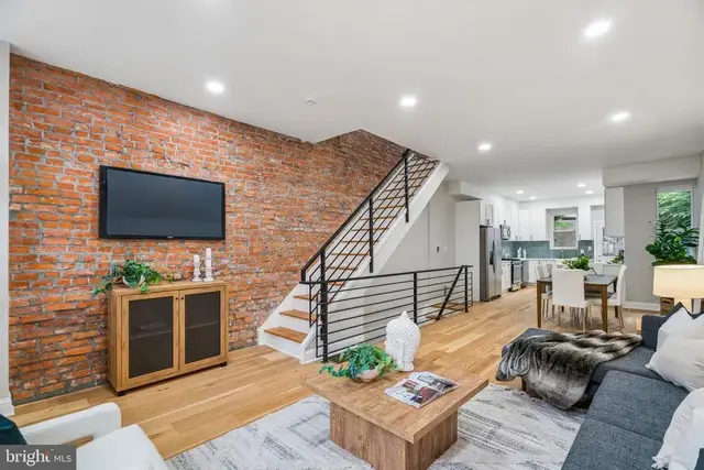 1629 Ellsworth, Philadelphia