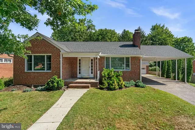 2206 Pleasant Dr, Baltimore