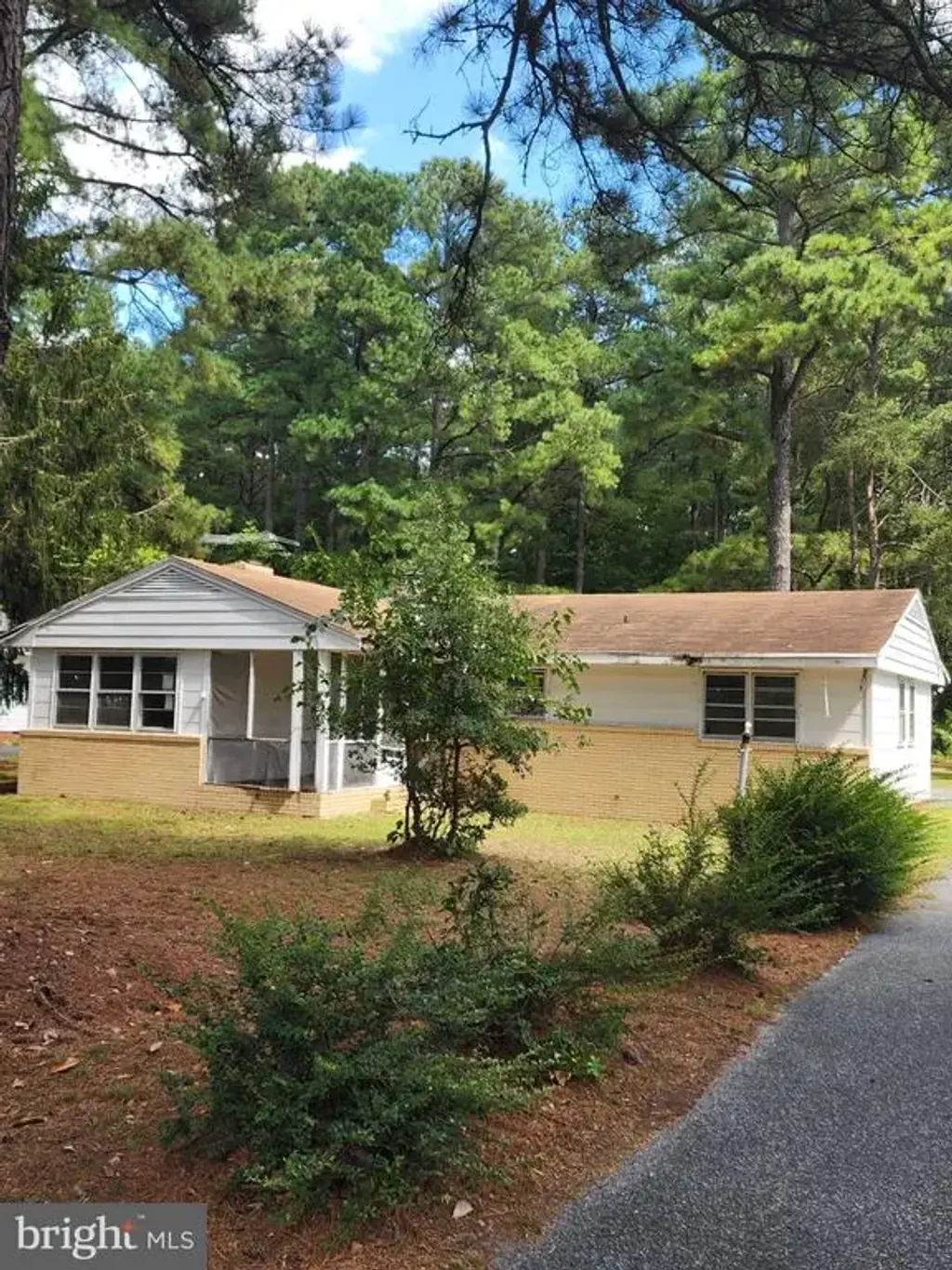 1303 West Rd, SALISBURY