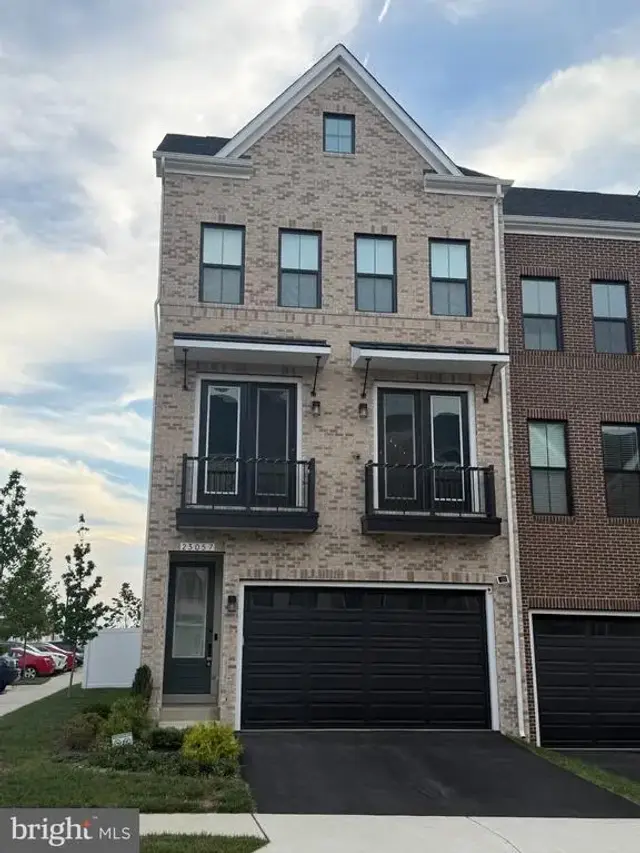 23057 Blue Eagle Ter, Brambleton