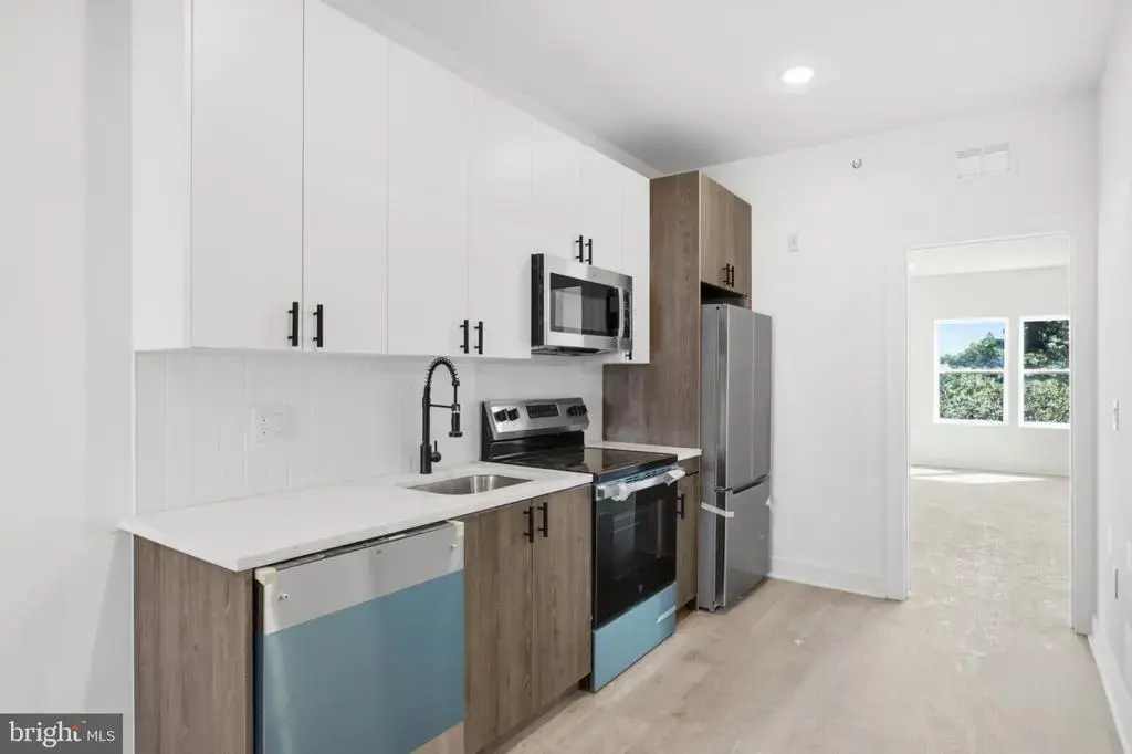 669 N 39th St #3, PHILADELPHIA