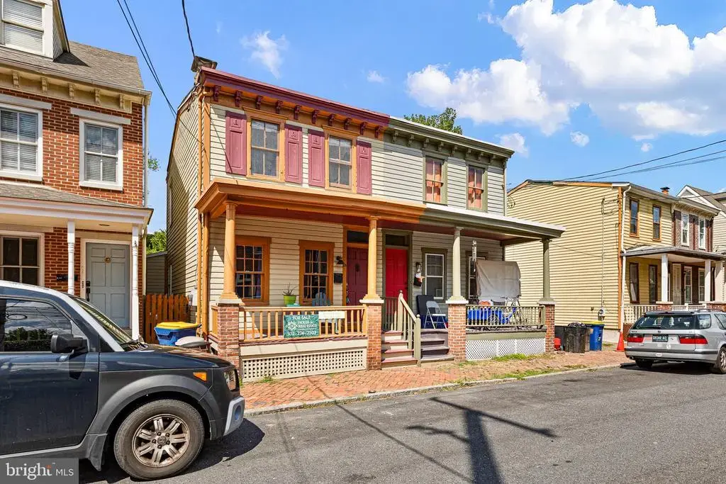 114 E 4th St, HISTORIC NEW CASTLE