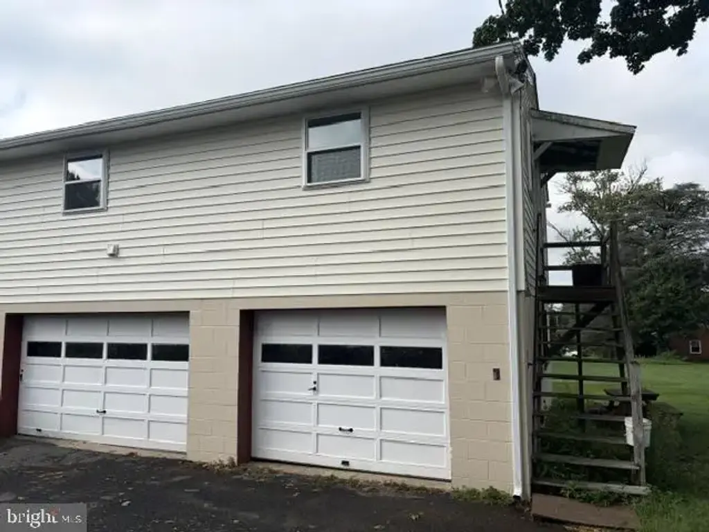271-a Redwood Dr, LANCASTER