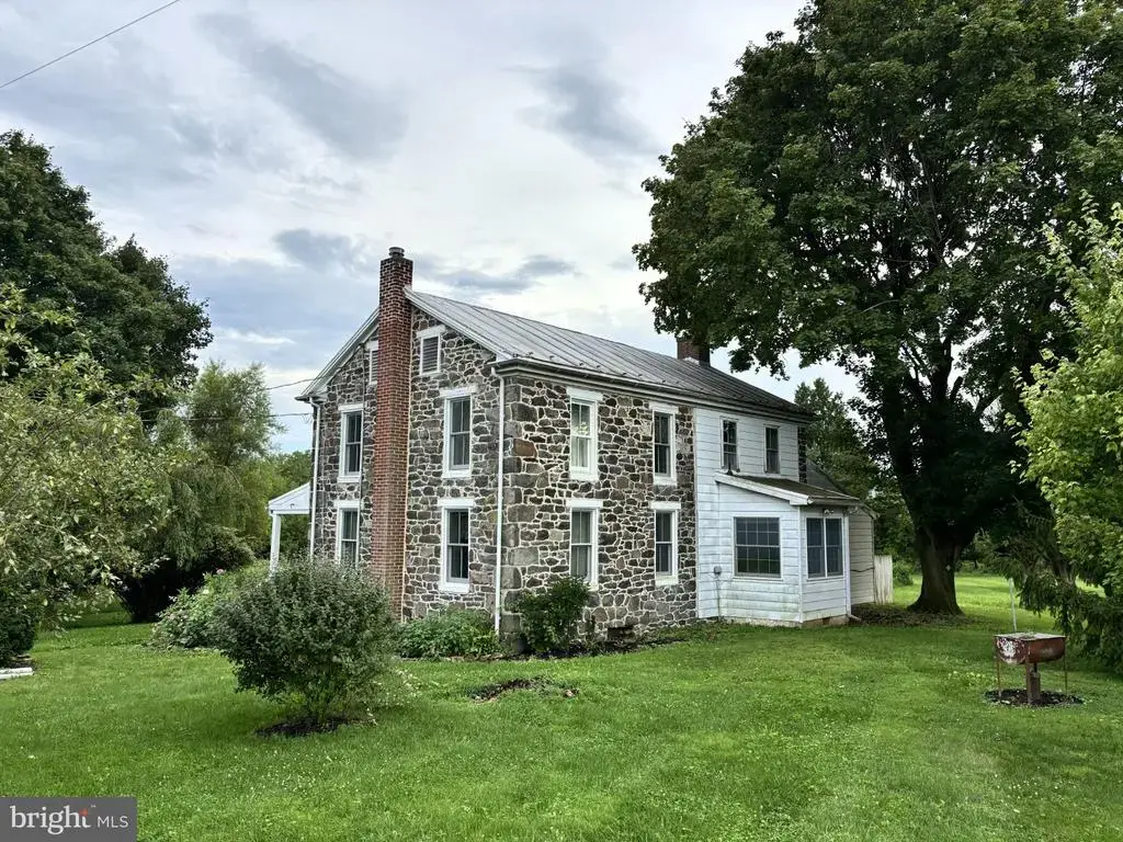 495 Sibert Rd, NEW OXFORD