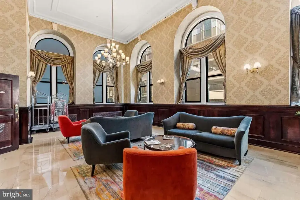 1324 Locust St #214, PHILADELPHIA