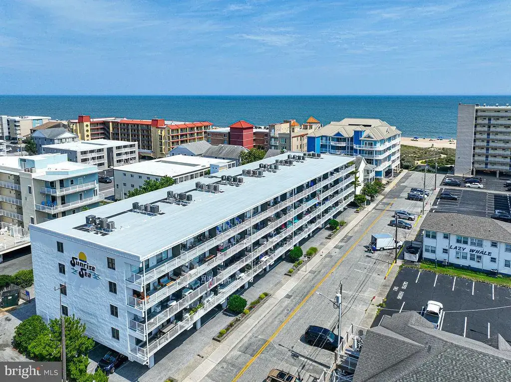 12 63rd St #205, OCEAN CITY