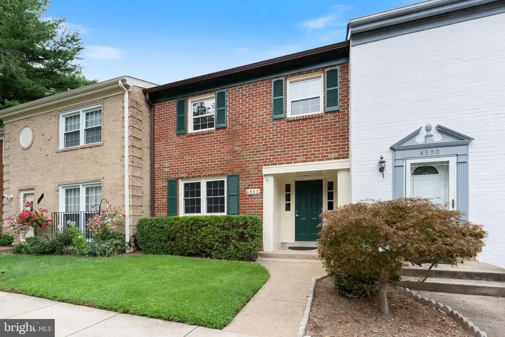 4552 King Edward Ct, ANNANDALE